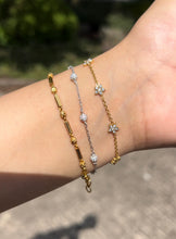 Load image into Gallery viewer, 18k Gold Forever Flower Bracelet (Watersafe)