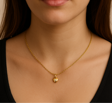 Load image into Gallery viewer, Mini Heart Necklace