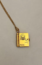 Load image into Gallery viewer, Mosque Quran Quotes Book Necklace