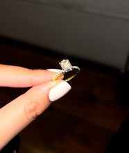 Load image into Gallery viewer, 2ct Mini Gold Nova Ring (925 Sterling Silver)