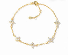Load image into Gallery viewer, Sterling Silver Mini Flower Bracelet