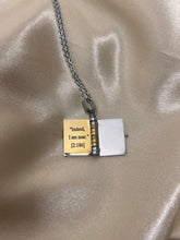 Load image into Gallery viewer, Quran Quotes Keychain