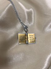 Load image into Gallery viewer, Quran Quotes Keychain