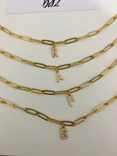 Load image into Gallery viewer, Pre-order Paper Clip Letter Bracelet - Gold