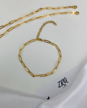 Load image into Gallery viewer, Pre-order Simple Paper Clip Bracelet - Gold