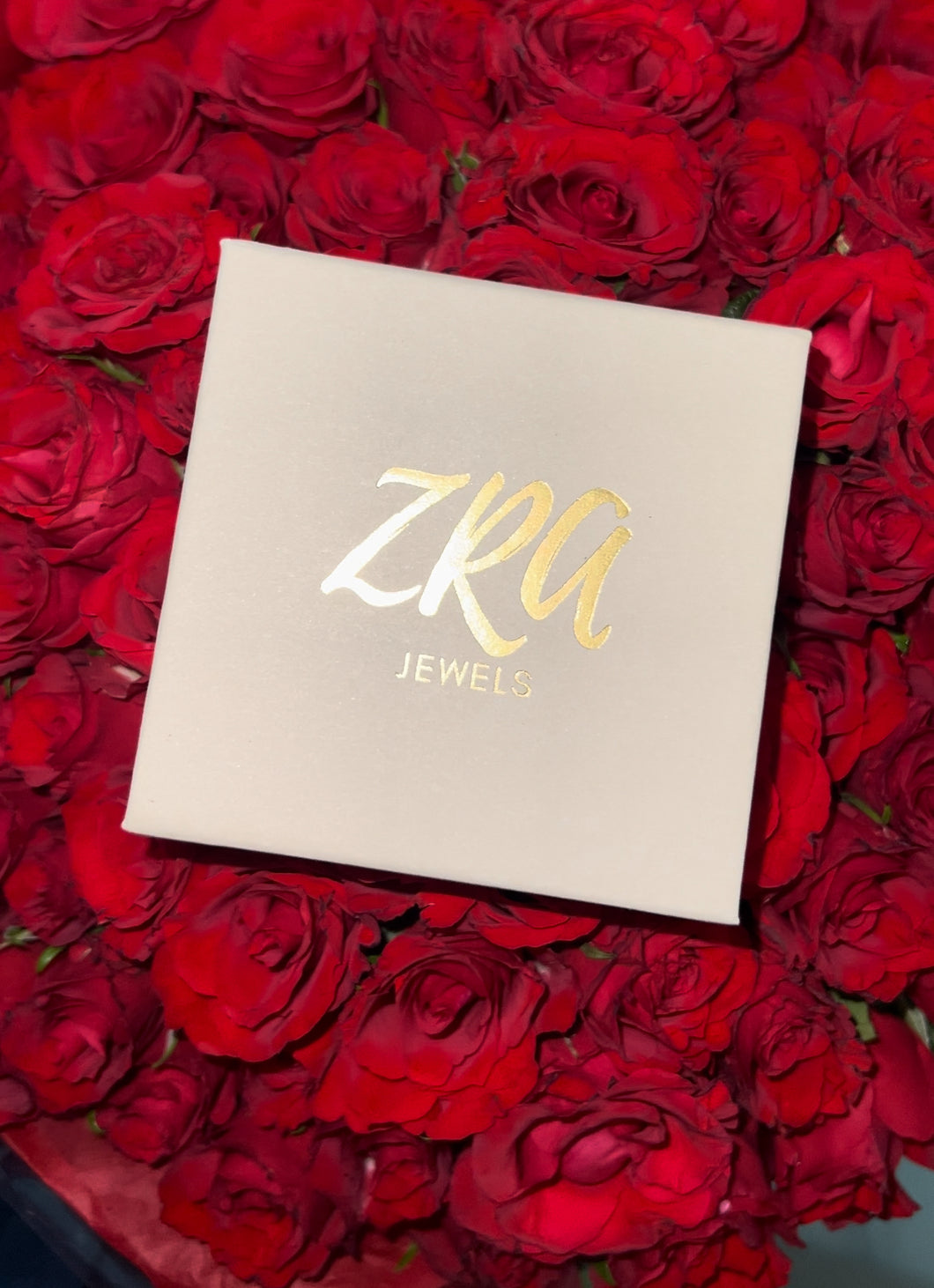 ZRA Golden Satin Gift Box