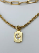Load image into Gallery viewer, Valentina Necklace Set
