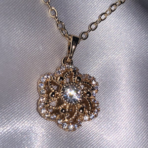 Shining Flower Necklace