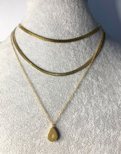Load image into Gallery viewer, Ava Pendant Necklace
